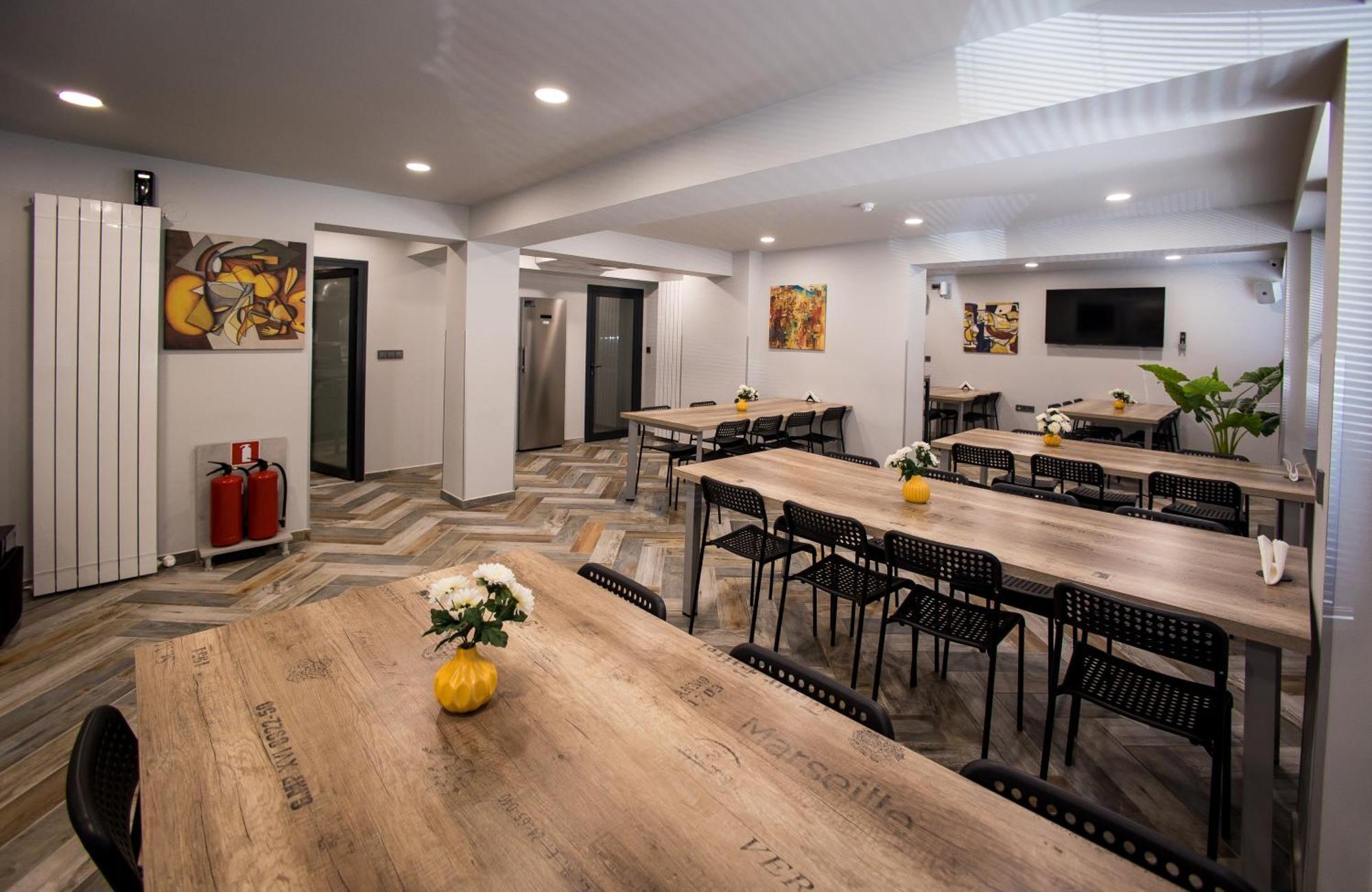 Dorm Bg Pet-Friendly Aparthotel Sztara Zagora Kültér fotó
